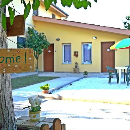 Dependance Miluna Nettuno Exterior photo